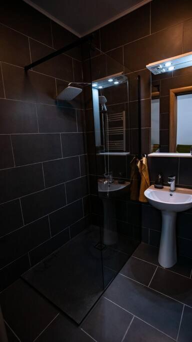 Sunrise Apartment Oradea Ngoại thất bức ảnh