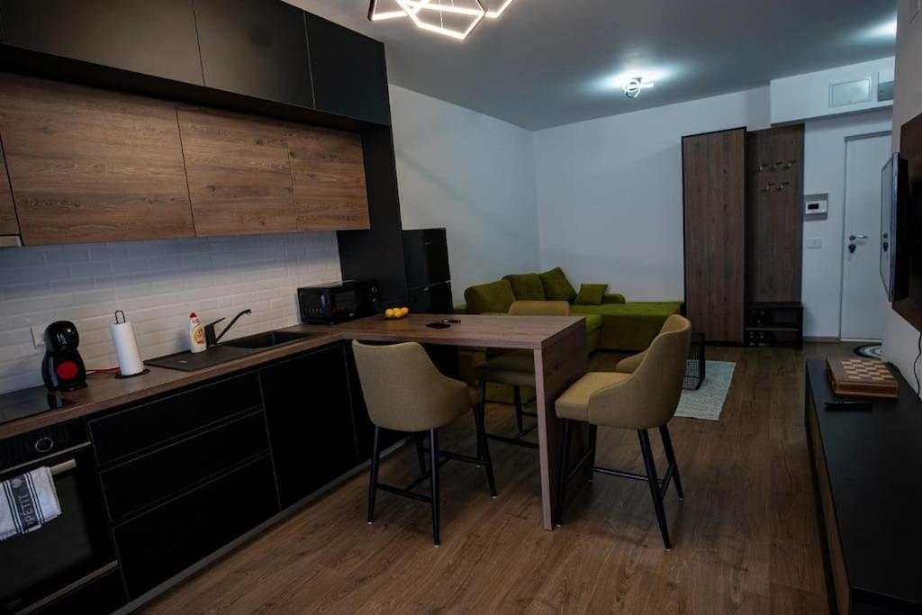 Sunrise Apartment Oradea Ngoại thất bức ảnh